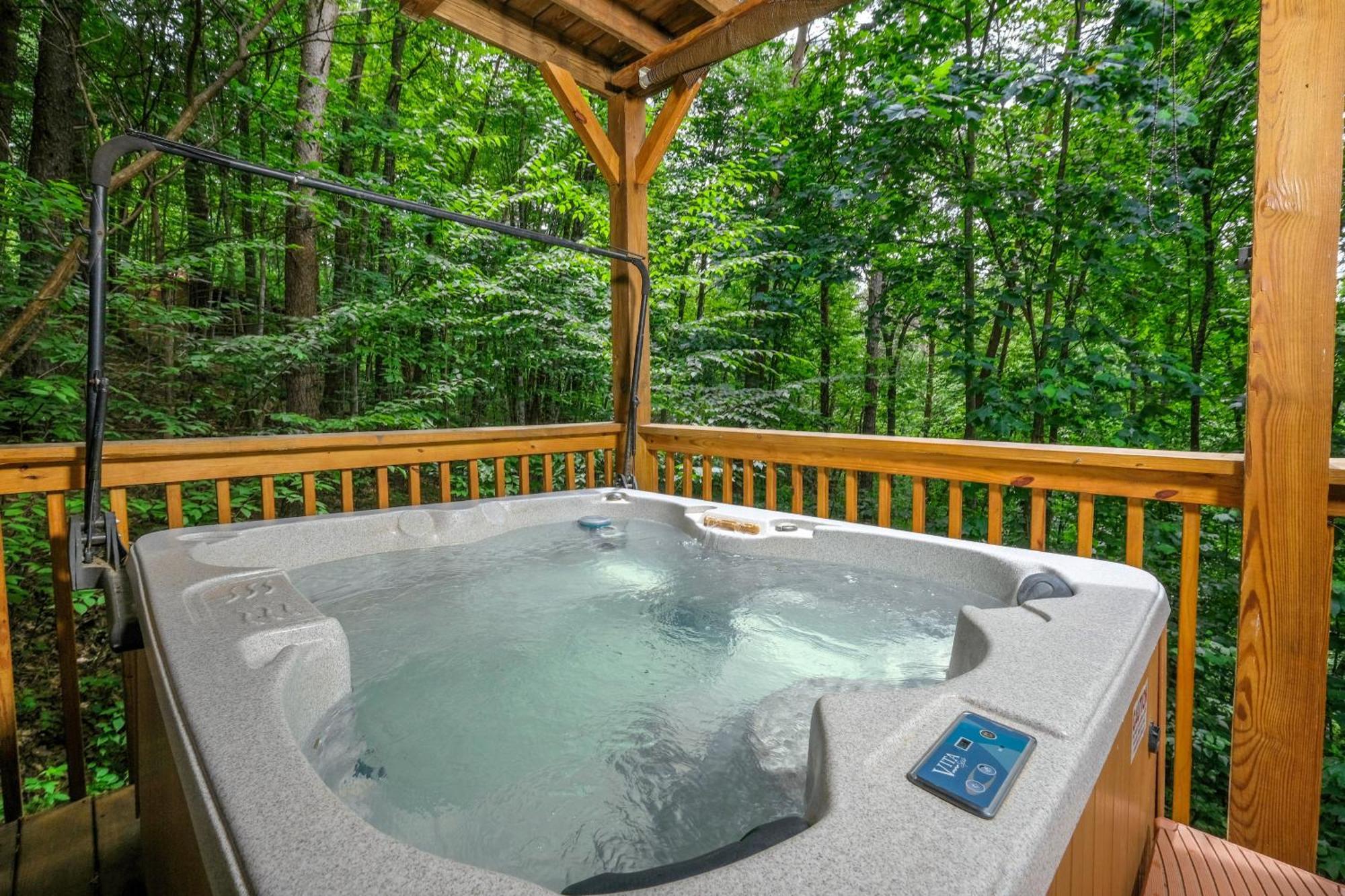 The Tree House Villa Gatlinburg Exterior photo
